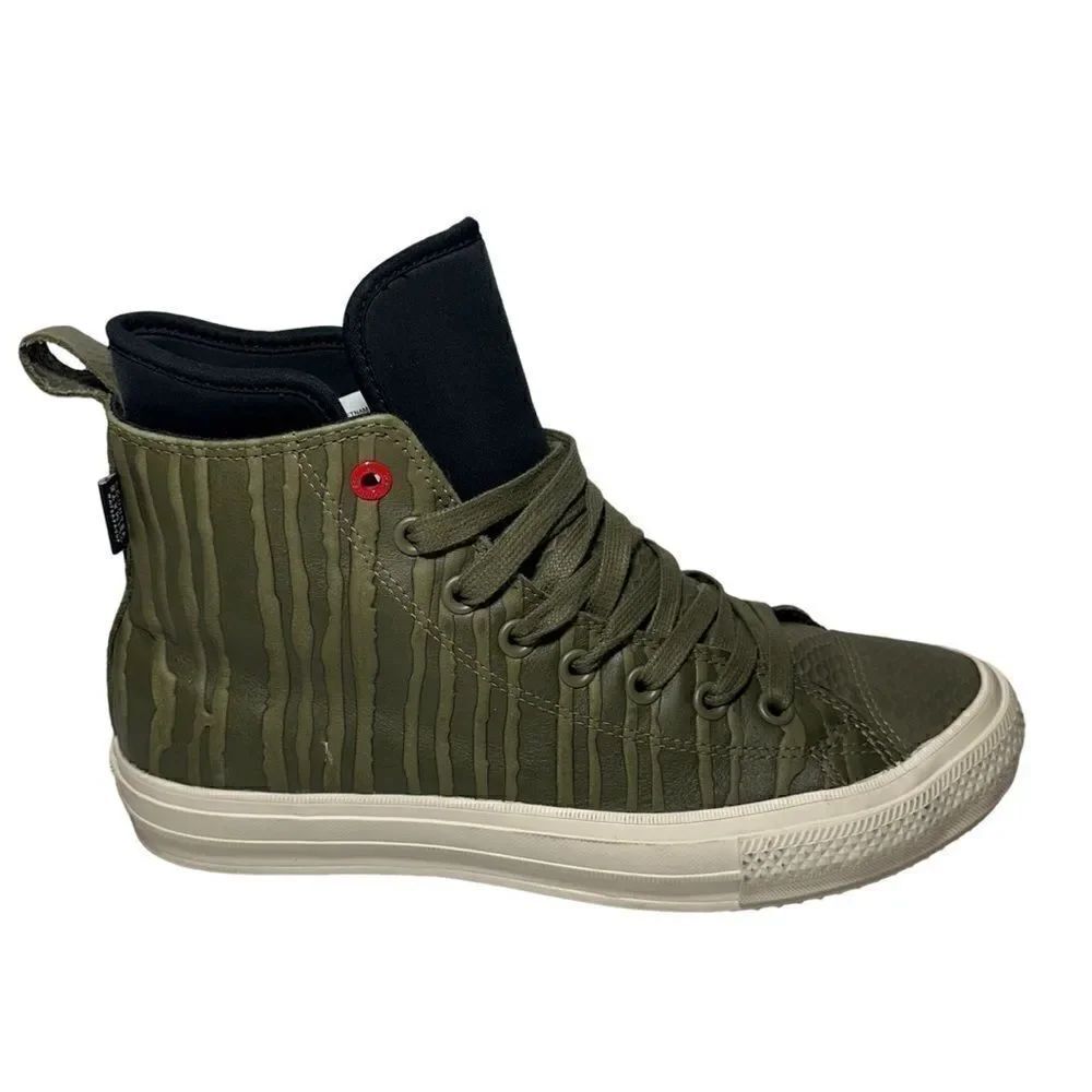 Men’s Green Converse waterproof sneakers size 9